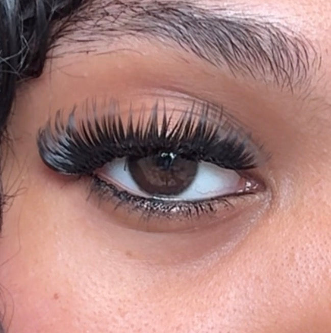 222 Pretty Hybrid - Handmade Custom Strips