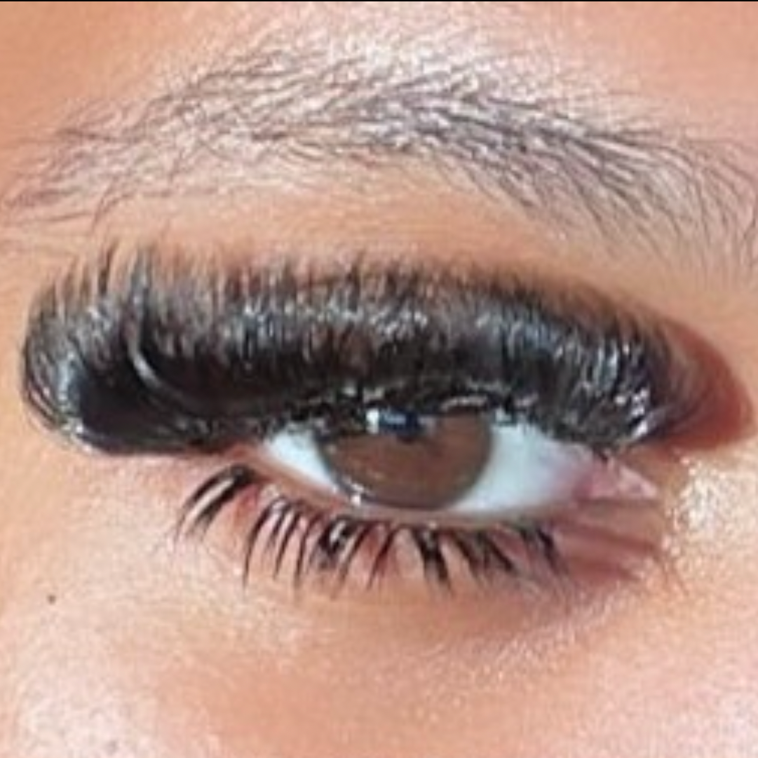 222 Pretty Volume Med Cateye - Handmade Custom Strips